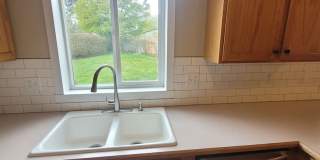 Charming and Spacious 3BB/2.5BA home for rent!  AVAILABLE NOW Gallery 6