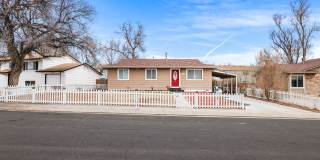 2525 Nadine Dr Gallery 1