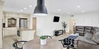 631 Oleander Drive Gallery 11