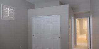 Nice 2 Bedroom Plus Bonus Room / 2 Bath Home in Chandler Gated Community! Gallery 15
