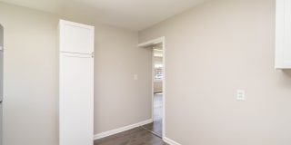 4412 High School Road - 1 Gallery 9