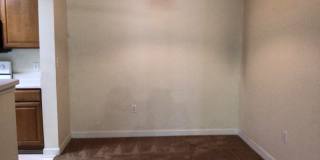 Equestrain Park 2 bedroom + 2 bathroom condo Gallery 10