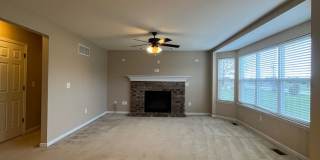 Updated 4 Bed 3 Bath Home In Fairview Heights! Gallery 5