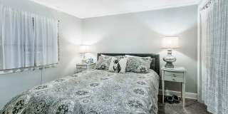 Updated 4 Bed 2 Bath Townhouse in Lancaster City! Gallery 26