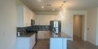 Beautiful modern contemporary home Gallery 7