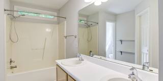 Charming 3 Bedroom Home Gallery 26