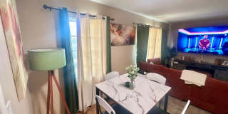 Charming 1BR Duplex in Los Angeles Gallery 8