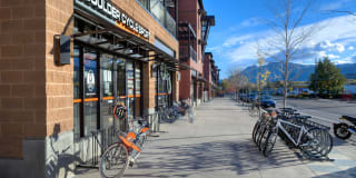 Uptown Broadway Gallery 30