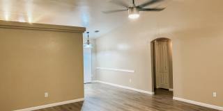 9105 W RAVEN Drive Gallery 6