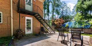Modern Comfort & Prime Location in Alexandria! Gallery 25