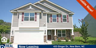 Spacious Home w/Open Living, Fireplace, Fenced Yard & Solar Panels Gallery 1