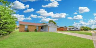 1709 Moonlight Dr Gallery 2