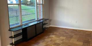 1300 N MEADE Street Gallery 3