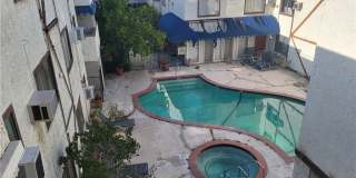 18530 Hatteras Street Gallery 11