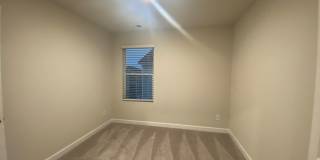 Room in 4 Bedroom Townhome at Memorial Pkwy Room in 4 Bedroom Townhome at Memorial Pkwy Gallery 25