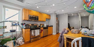 Charming 4 Bedroom- Gallery 1