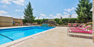 Mont Clare Gallery 20