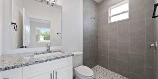 Charming 3BR Duplex in Lehigh Acres Gallery 17