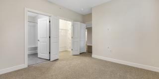 Vanguard Crossing Gallery 55