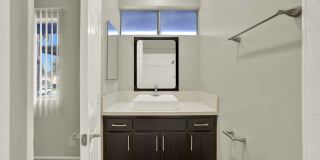 The Square Gallery 31