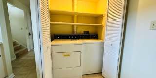 3 Bedroom 2.5 Bath Townhouse Gallery 9