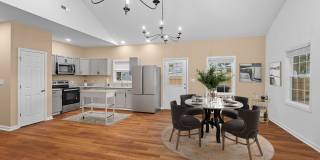 4Bd/ 2Bath Ranch Style home mins from Downtown Burlington 4Bd/ 2Bath Ranch Style home mins from Downtown Burlington Gallery 10