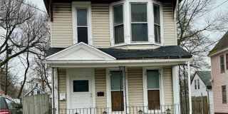 221 Maple Street Gallery 1