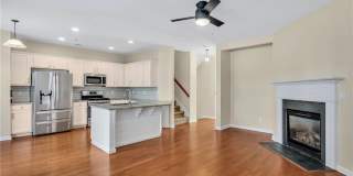 6174 Indian Wood Circle Gallery 5