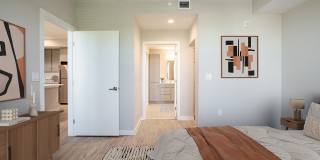 Vantage on Hillsborough Apartments Gallery 33