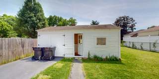 Newly Renovated 2 Bed/1 Bath Home in Camp Taylor Gallery 24