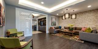 Addison Row Gallery 31