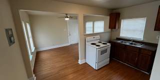 905 West Lynwood Avenue - 3 Gallery 16