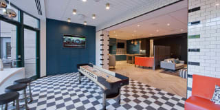 2201 Wilson Gallery 28