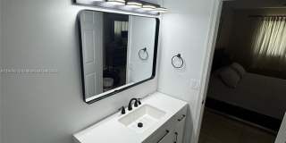 17800 N Bay Rd Gallery 19