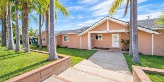 386 W 16th Street Gallery 1