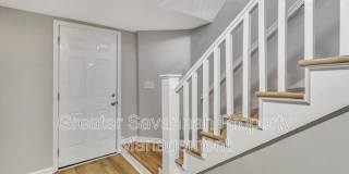 916 East 35th Street Gallery 10