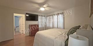 Stunning 3_Bed Home with Two Primary Suites & a Pool! Gallery 17