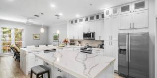 65 SE 5th Avenue Gallery 2