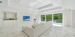 55 La Gorce Cir Gallery 13