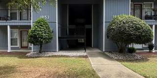 Cute 2 Bed 2 Bath Ground Level Condo with Community Pool Gallery 1