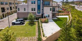 Large Modern Town Home with Oversize Backyard Guarded Luxury Neighborhood Gallery 44