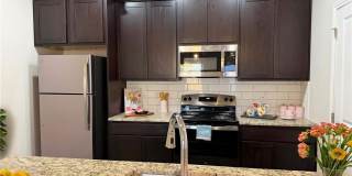 414 W Avenue C Gallery 7