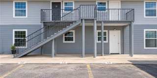 1309 W Saint Francis Avenue W Gallery 1