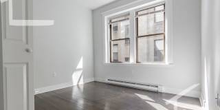 Centrally Located, Modern Fenway 2-Bed w/ Laundry Gallery 18