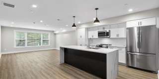 2144 LOMBARD 2144 LOMBARD Gallery 1