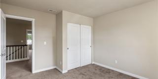 Newer Modern Townhome, Attached 2 car garage, Bedroom and bath on ground level Gallery 16