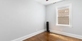1611 W Juneway Terrace Gallery 4