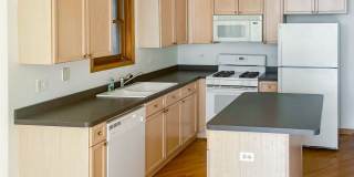 2714 N Wayne Gallery 4