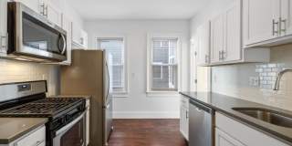 122 Columbia St. Gallery 5