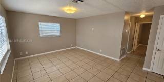 860 SW 6th Ct Gallery 3